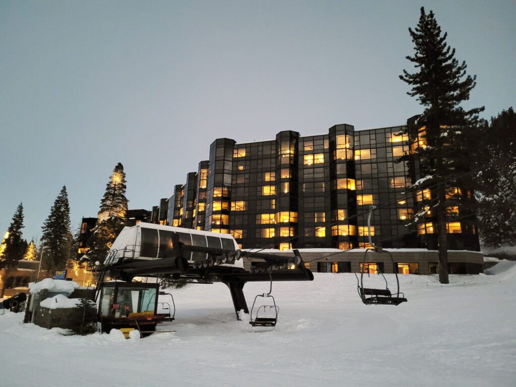Resort at Squaw Creek chairlift
